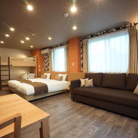 Wires Hotel James Zaka Tokyo Bagian luar foto